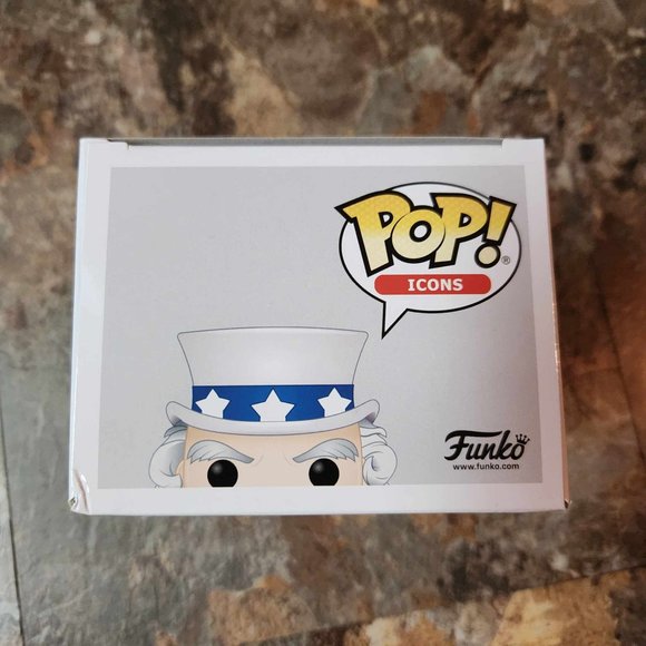 Funko Pop Uncle Sam Target Exclusive 12 w/ soft protector (small corner ding) - Picture 5 of 7